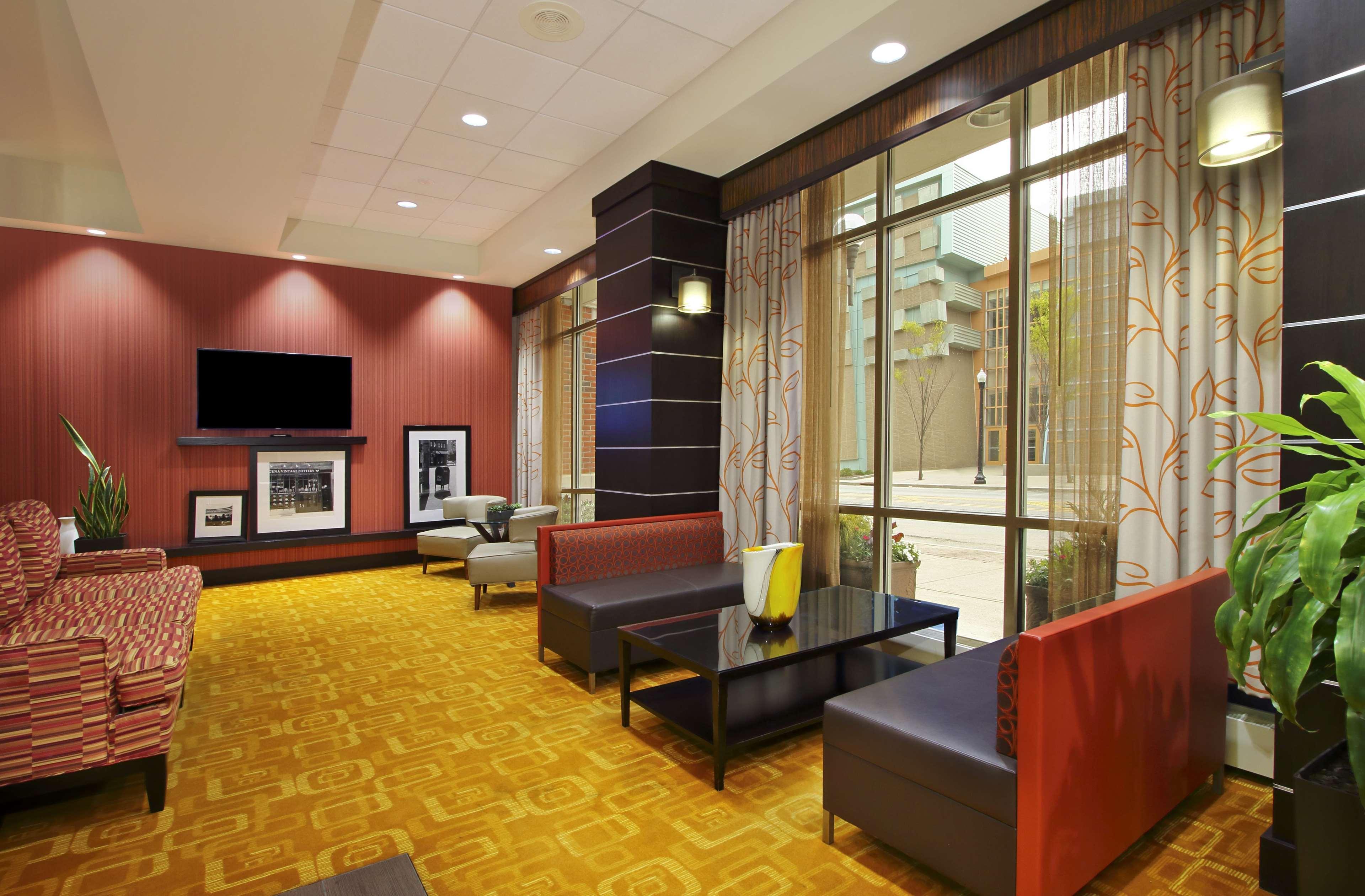 Hampton Inn & Suites Columbus-Downtown, Ohio Exterior foto